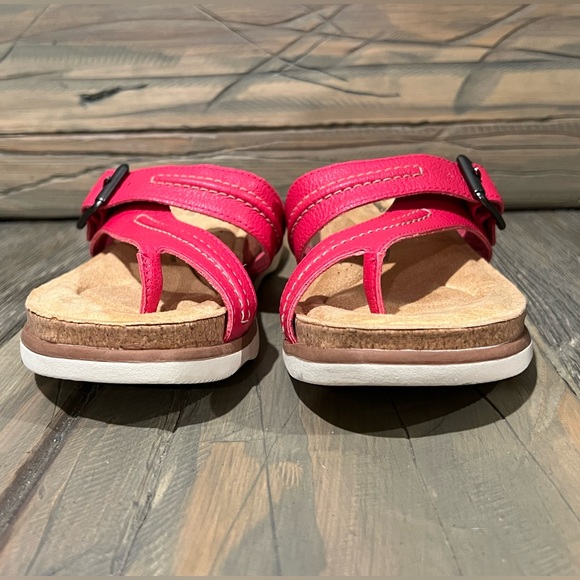 ā¼ļøSOLDā¼ļø200. Clarkās Brynn Madi Womens Buckle Slip On Slide Sandals NWT - Picture 6 of 9